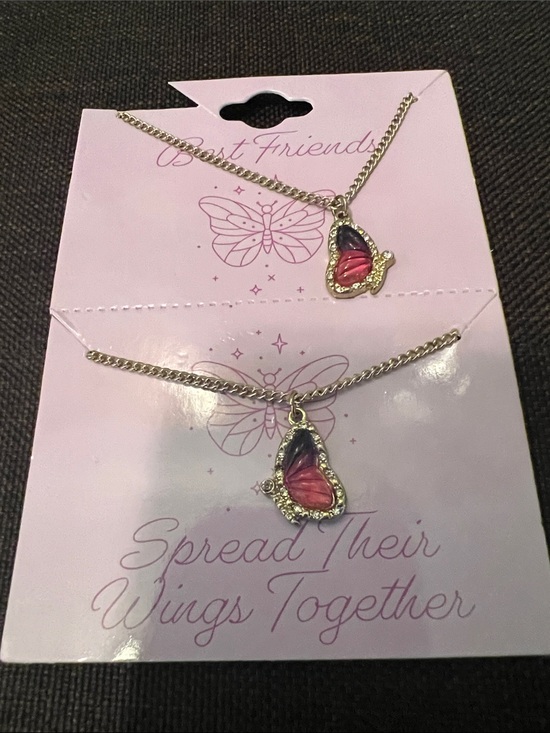 Vintage BFF Butterfly Spread Their Wings Together Jewelry - #2603**FRIENDS Gold-Tone Necklace Set with Pink and Purple Butterfly Accents